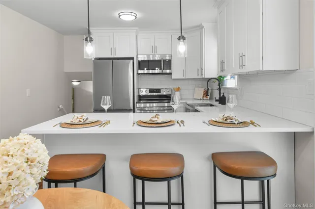 $625,000 | 102 Ridge Road, Cortlandt Manor, NY 10567