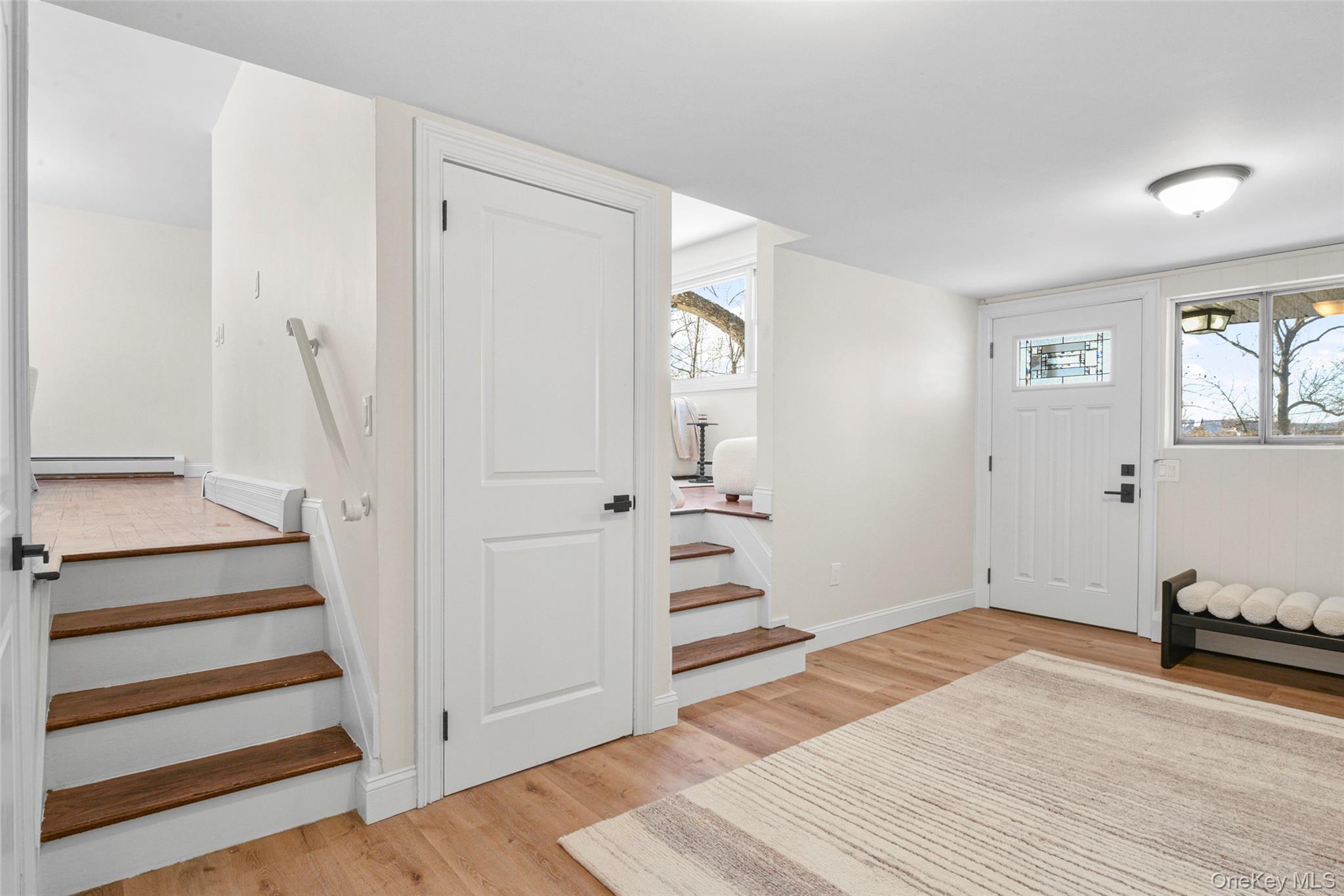 102 Ridge Road Cortlandt Manor, NY 10567 - Photo 5 of 37