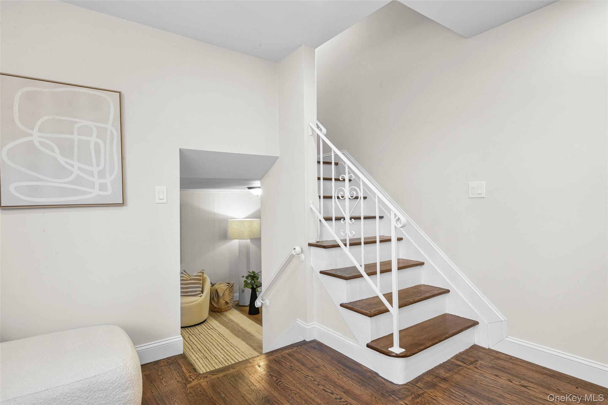 102 Ridge Road Cortlandt Manor, NY 10567 - Photo 9 of 37