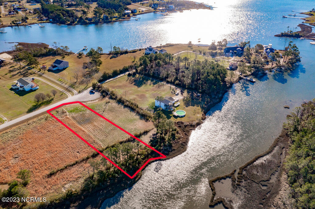 208 Landing Road Beaufort, NC 28516 - Photo 1 of 14 208 Landing Road