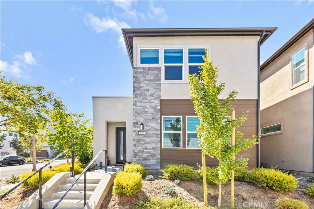 120 Sash Irvine, CA 92618 - Photo 1 of 1 a view of a house with a patio