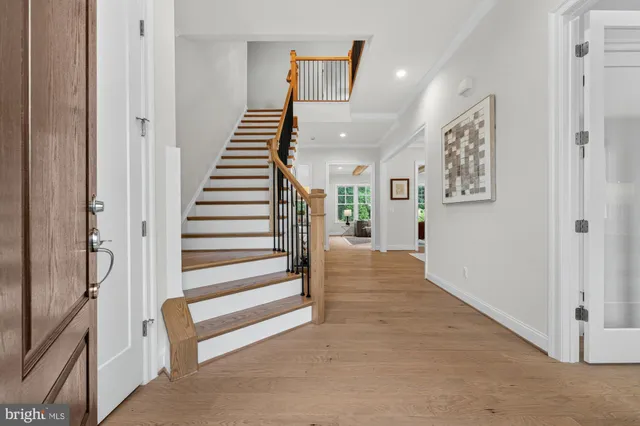 $2,299,900 | 906 Frederick Street Southwest, Vienna, VA 22180