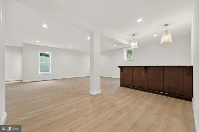 $2,299,000 | 906 Frederick Street Southwest, Vienna, VA 22180