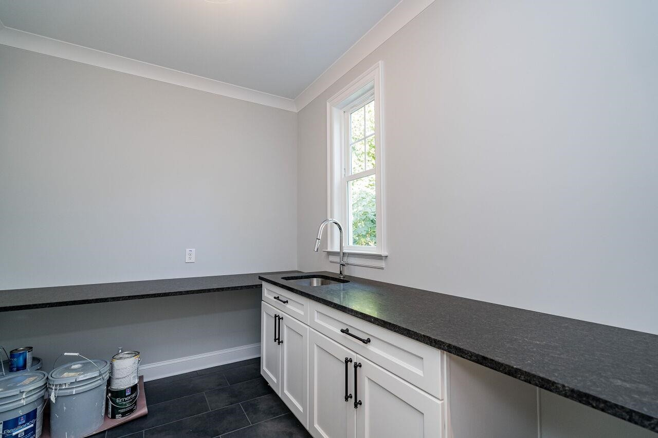 211 Bledsoe Avenue Raleigh, NC 27601 - Photo 15 of 30 Photo 15