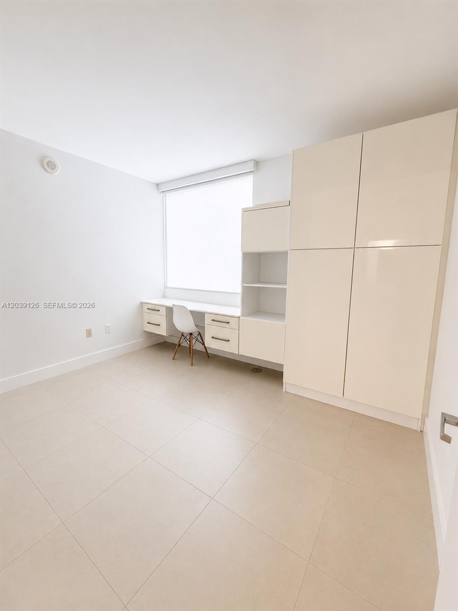 92 Southwest 3rd Street, Unit 503 Miami, FL 33130 - Photo 6 of 18