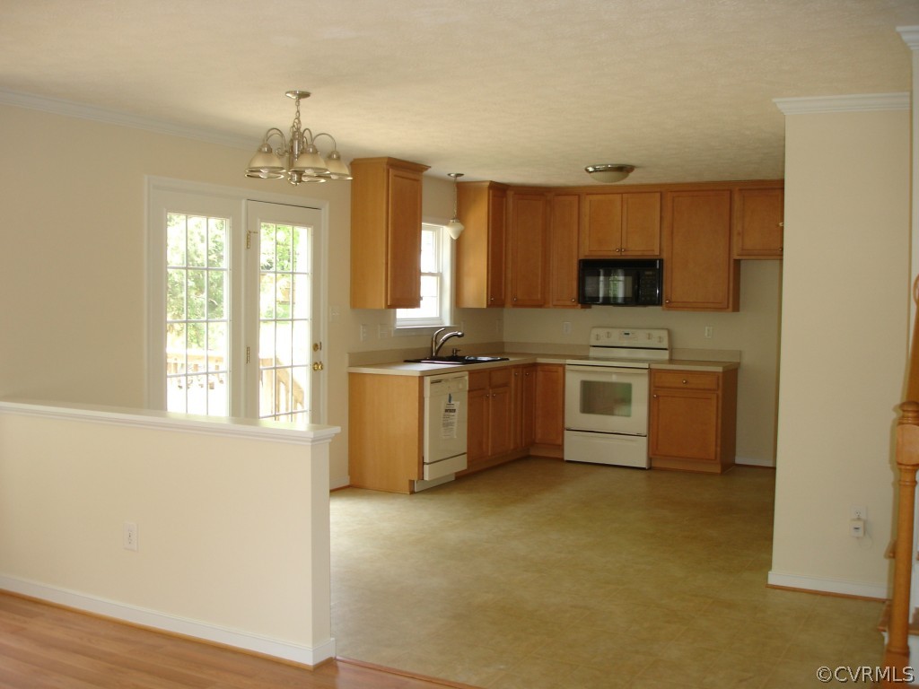 319 Ridge Road Colonial Heights, VA 23834 - Photo 7 of 23 Gallery Image 7