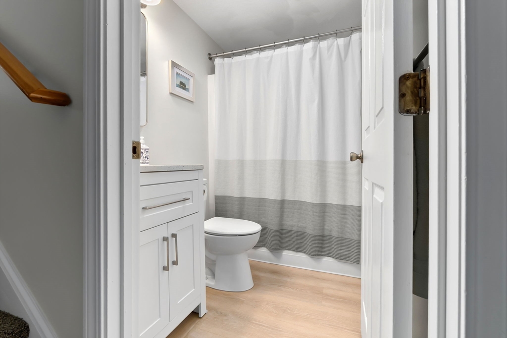4 Duck Pond Road, Unit 206 Beverly, MA 01915 - Photo 20 of 29 Gallery Image 20
