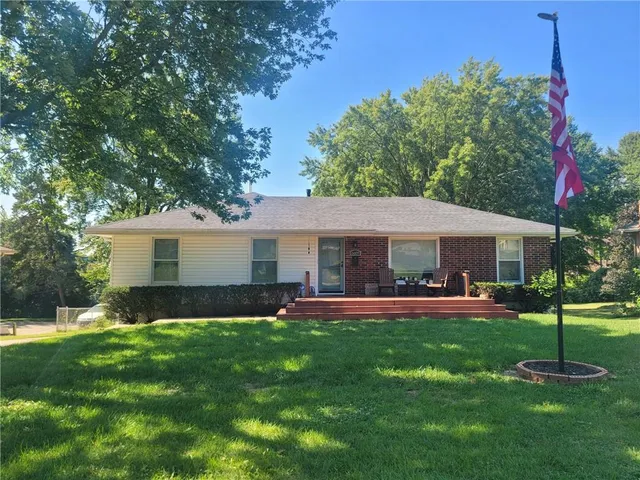 $270,000 | 6609 East 129th Street, Grandview, MO 64030