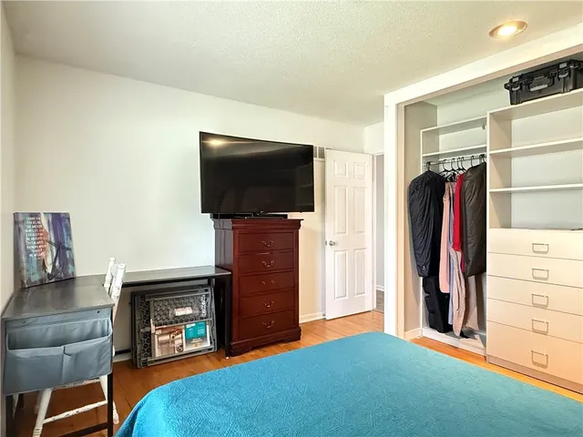 $270,000 | 6609 East 129th Street, Grandview, MO 64030