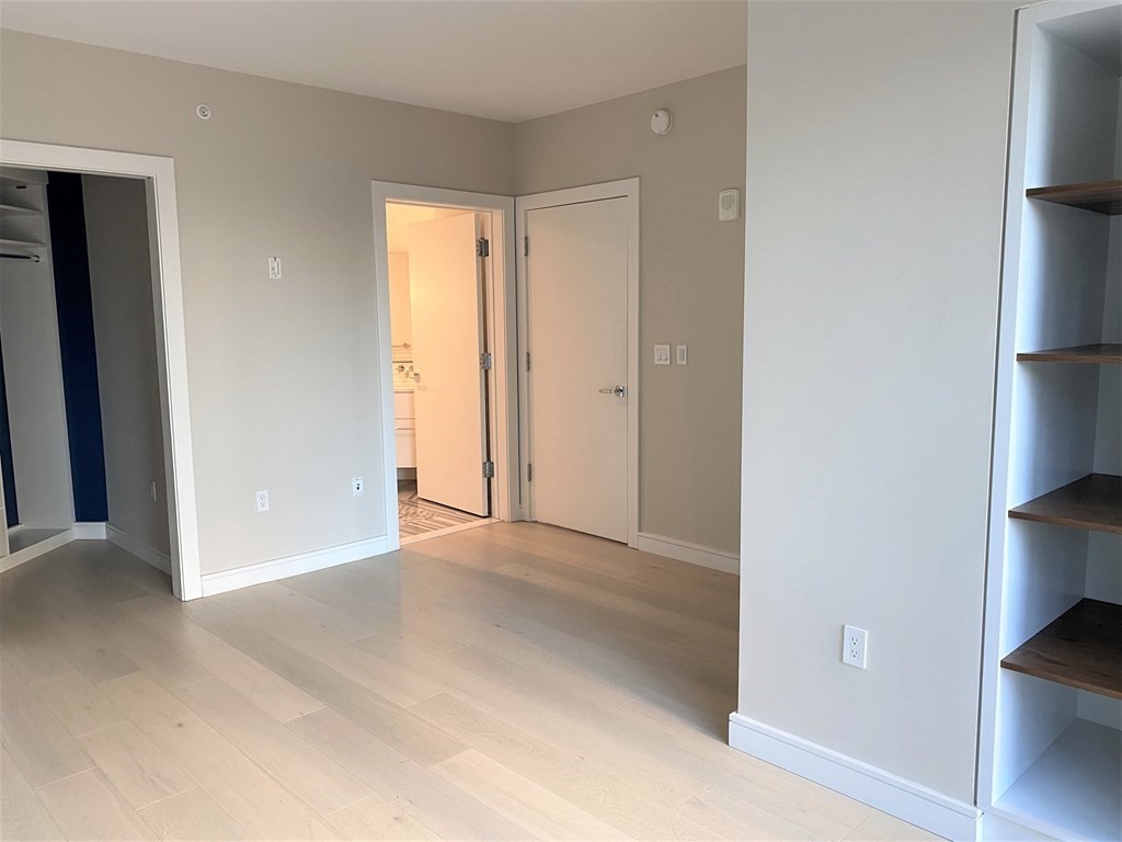 110 Broad Street, Unit 503 Boston, MA 02110 - Photo 7 of 12