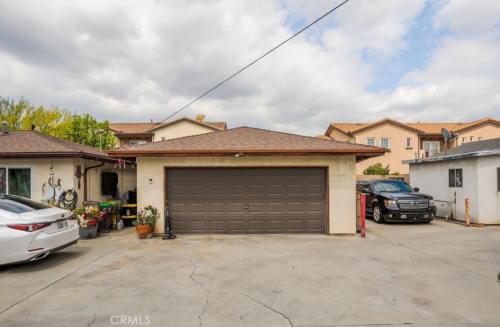 5227 Hammill Road El Monte, CA 91732 - Photo 40 of 51 Tenant Occupied Unit Garage