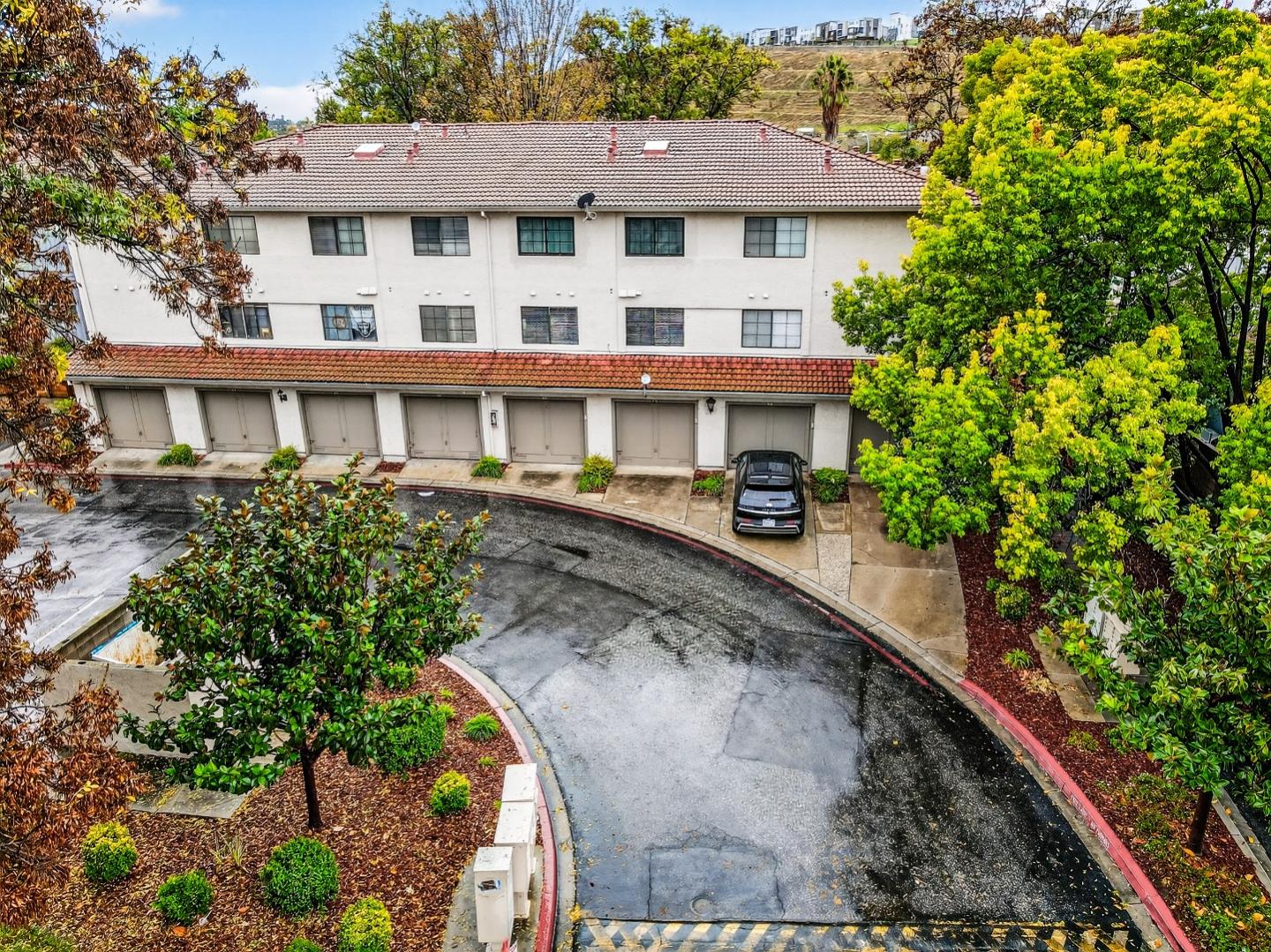 425 Kenbrook Circle San Jose, CA 95111 - Photo 42 of 46 front view of a house with a yard