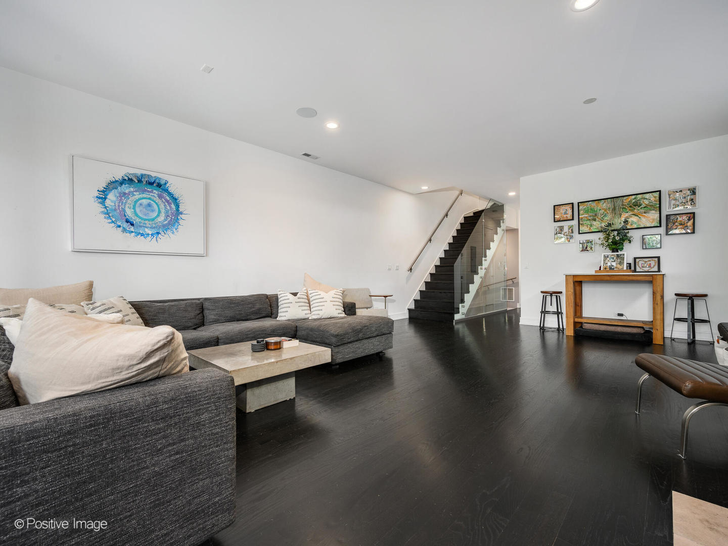 2922 North Sheffield Avenue, Unit 3 Chicago, IL 60657 - Photo 4 of 28 a workspace with furniture and stairs