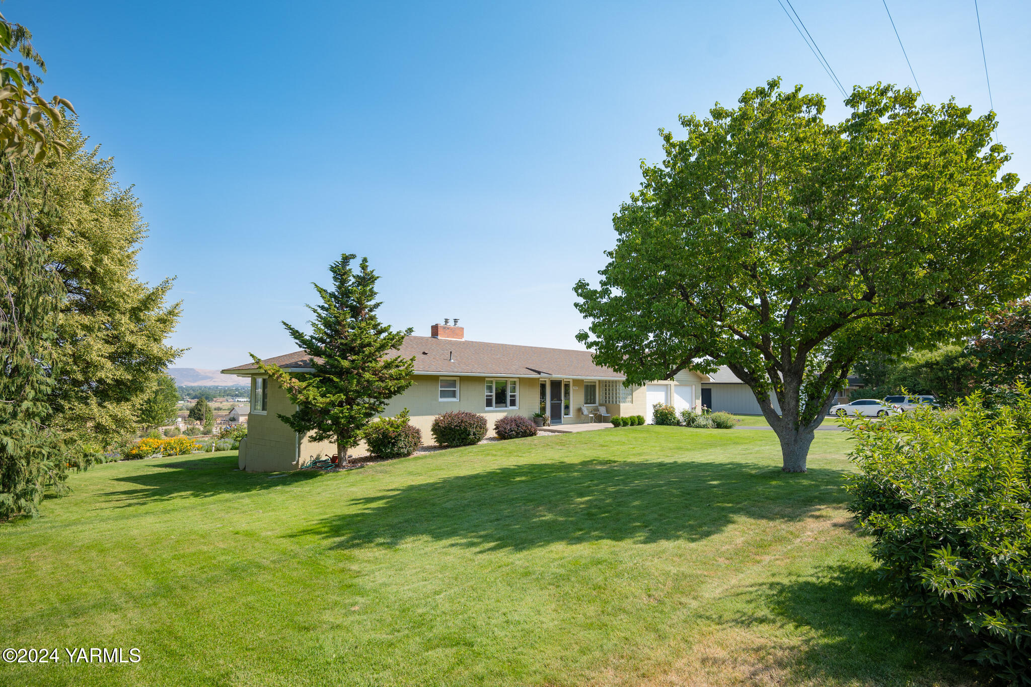 1007 Meadowbrook Road Yakima, WA 98903 - Photo 6 of 61 McIlvanie2024-05
