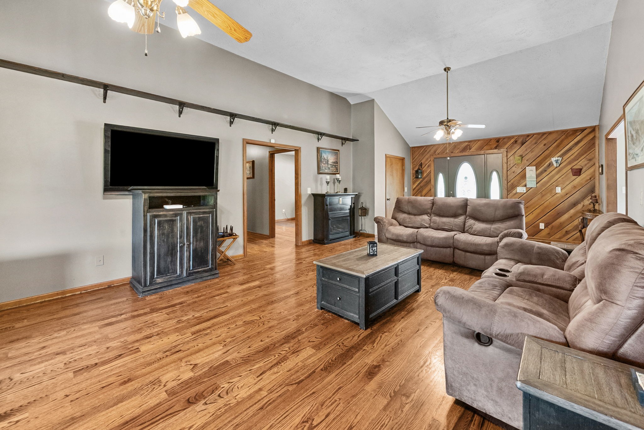 342 Iron Workers Road Clarksville, TN 37043 - Photo 8 of 44 Gallery Image 8