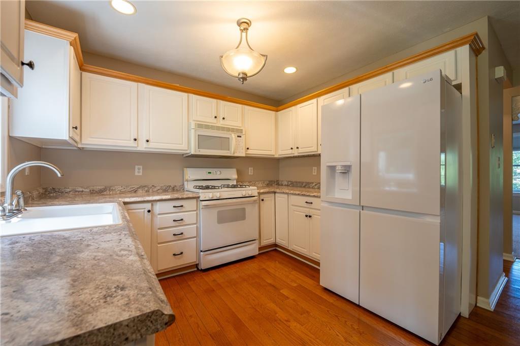 6910 Spring Valley Lane Export, PA 15632 - Photo 7 of 31 Gallery Image 7
