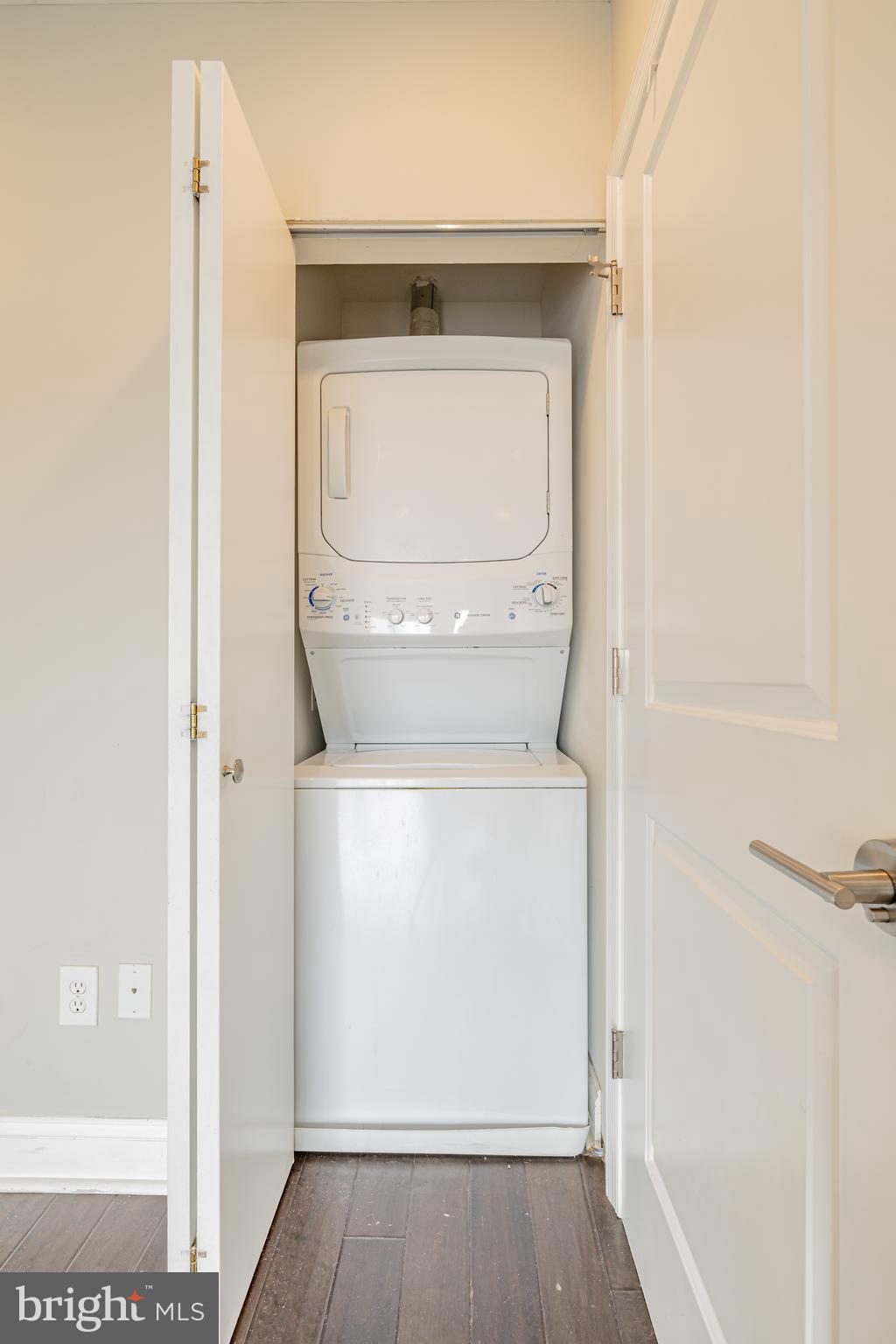 1815 Benning Road Northeast, Unit 2 Washington, DC 20002 - Photo 9 of 12 a utility room with a washer and dryer