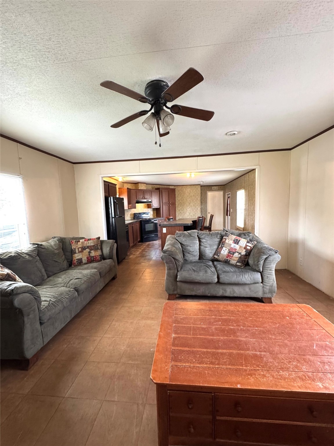 1810 Connorvale Road Houston, TX 77039 - Photo 16 of 23 a living room with furniture