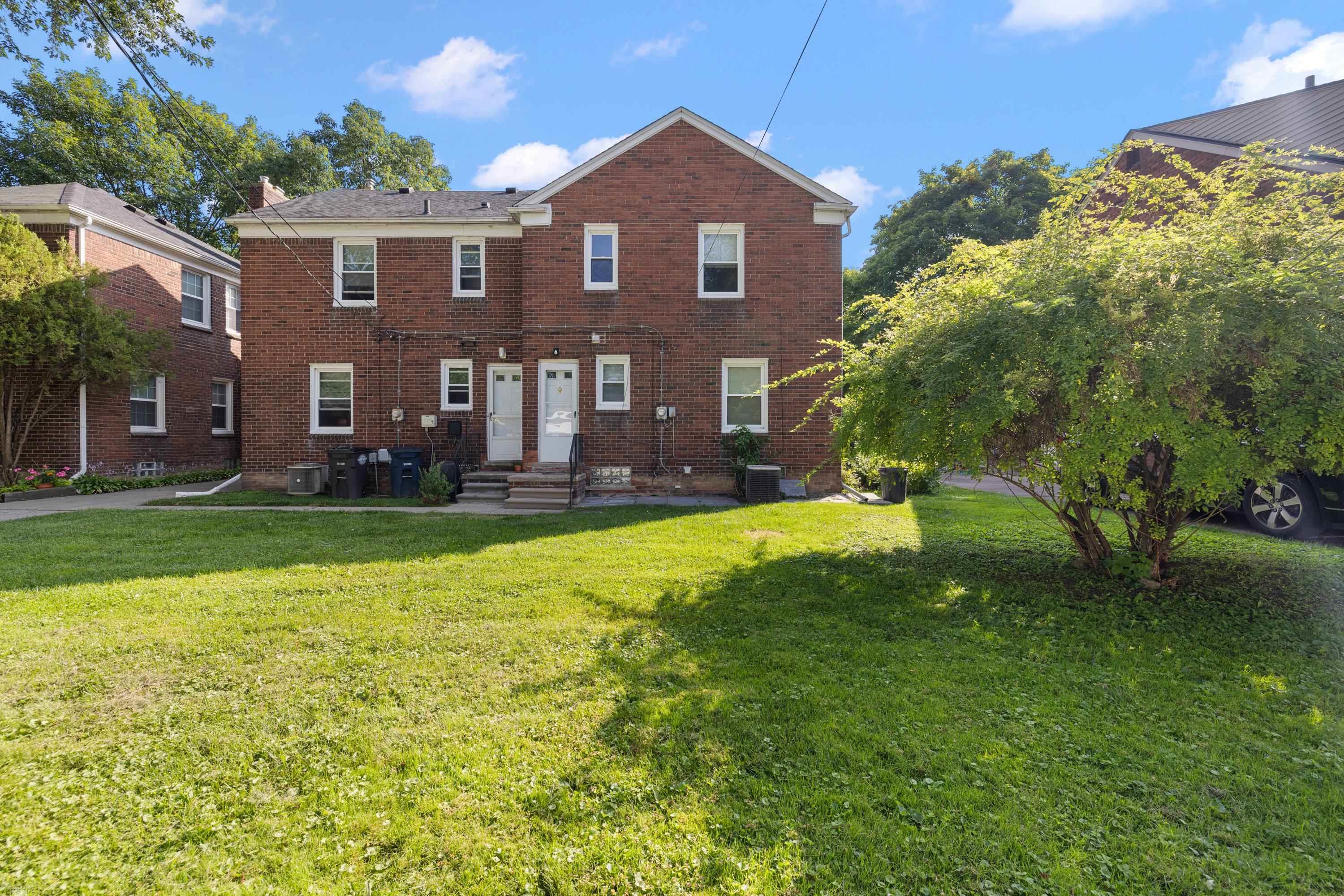 821 Neff Road Grosse Pointe, MI 48230 - Photo 5 of 32 50157965-00781ec6-b13d-427b-b498-51a02763af32.JPG