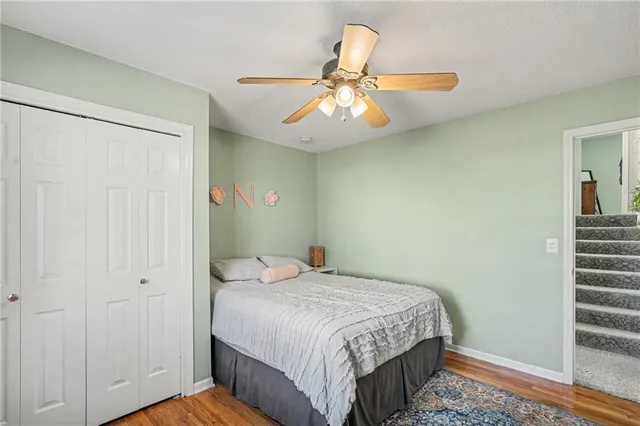 $415,000 | 6015 Northeast Gladstone Lane, Kansas City, MO 64119