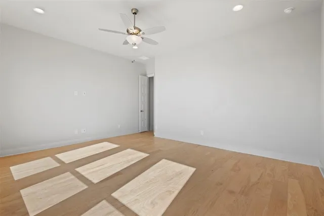 $699,900 | 153 Lila Lake Drive, Waxahachie, TX 75165