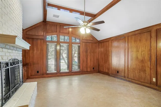 $450,000 | 802 Chipwood Court, Euless, TX 76039