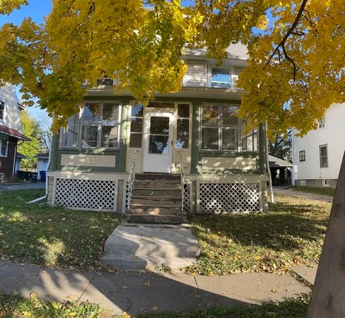 $239,500 | 136 John Street, DeKalb, IL 60115