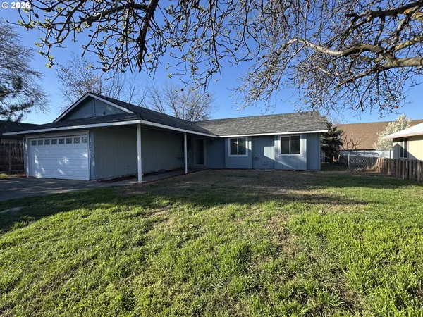 $319,000 | 1270 West Hartley Avenue, Hermiston, OR 97838