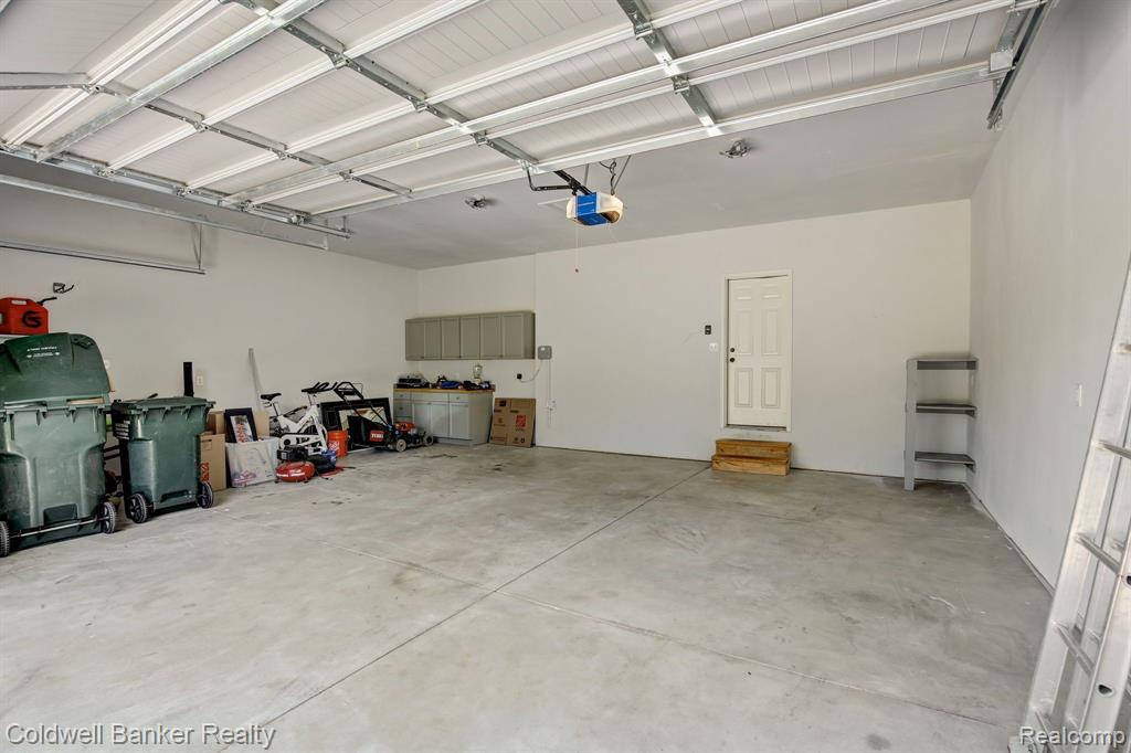2933 Dearborn Avenue Rochester Hills, MI 48309 - Photo 26 of 26