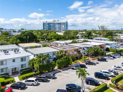 $1,535,000 | 7320 Carlyle Avenue, Miami Beach, FL 33141