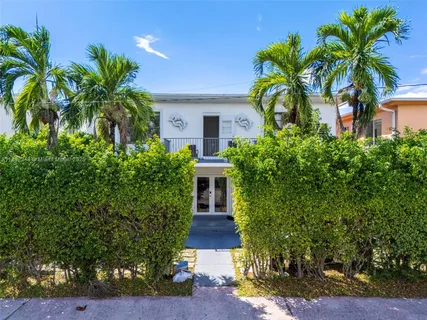 $1,595,000 | 7320 Carlyle Avenue, Miami Beach, FL 33141