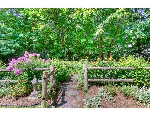 65 Fieldstone Road Westwood, MA 02090 - Photo 33 of 37 Gallery Image 33
