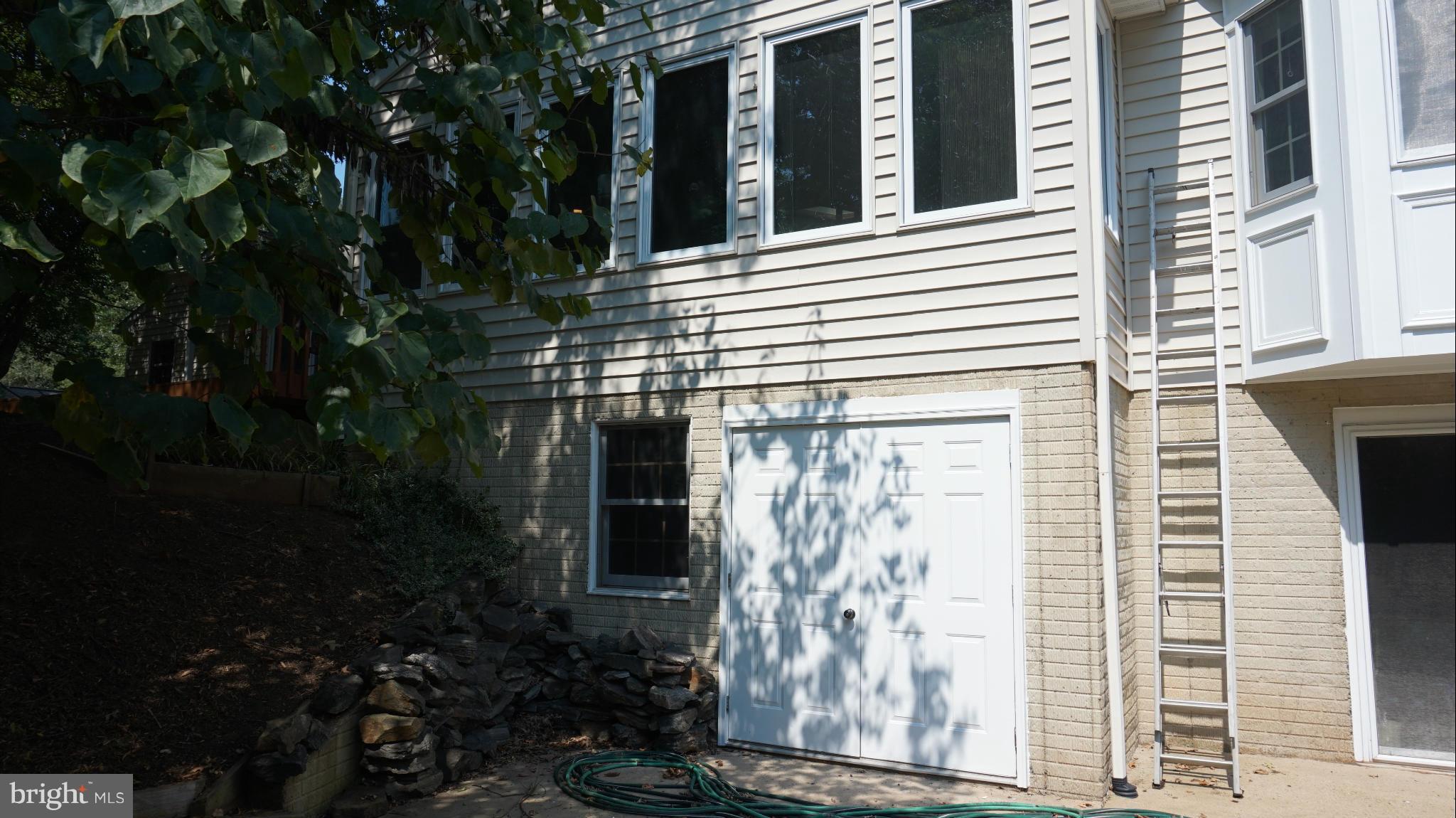 14494 Lightner Road Haymarket, VA 20169 - Photo 24 of 30 Exterior (Rear)