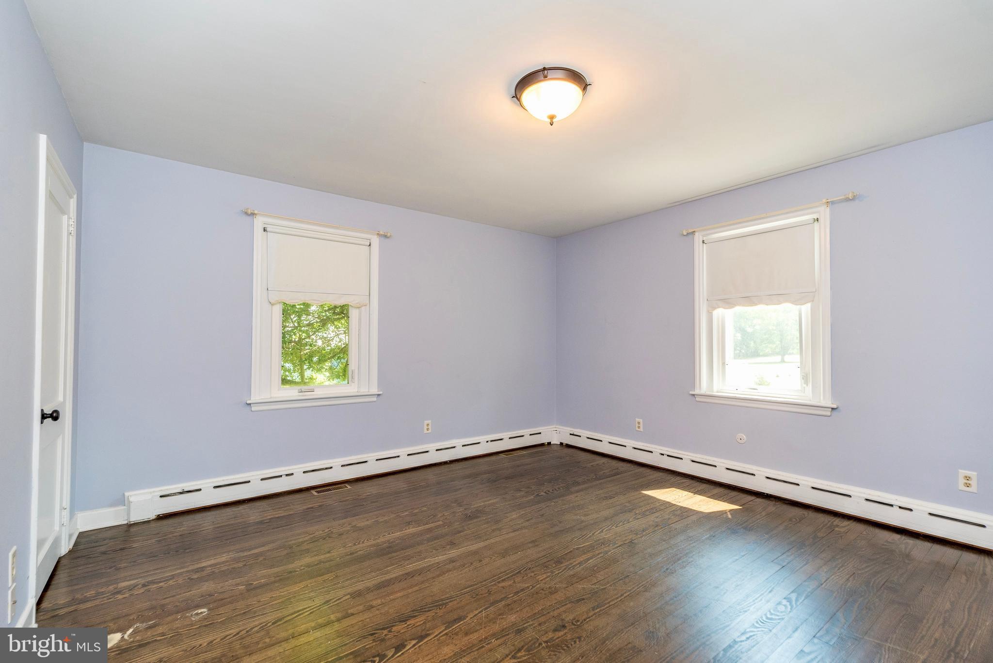 1931 East Orvilla Road Hatfield, PA 19440 - Photo 19 of 39 First floor main bedroom