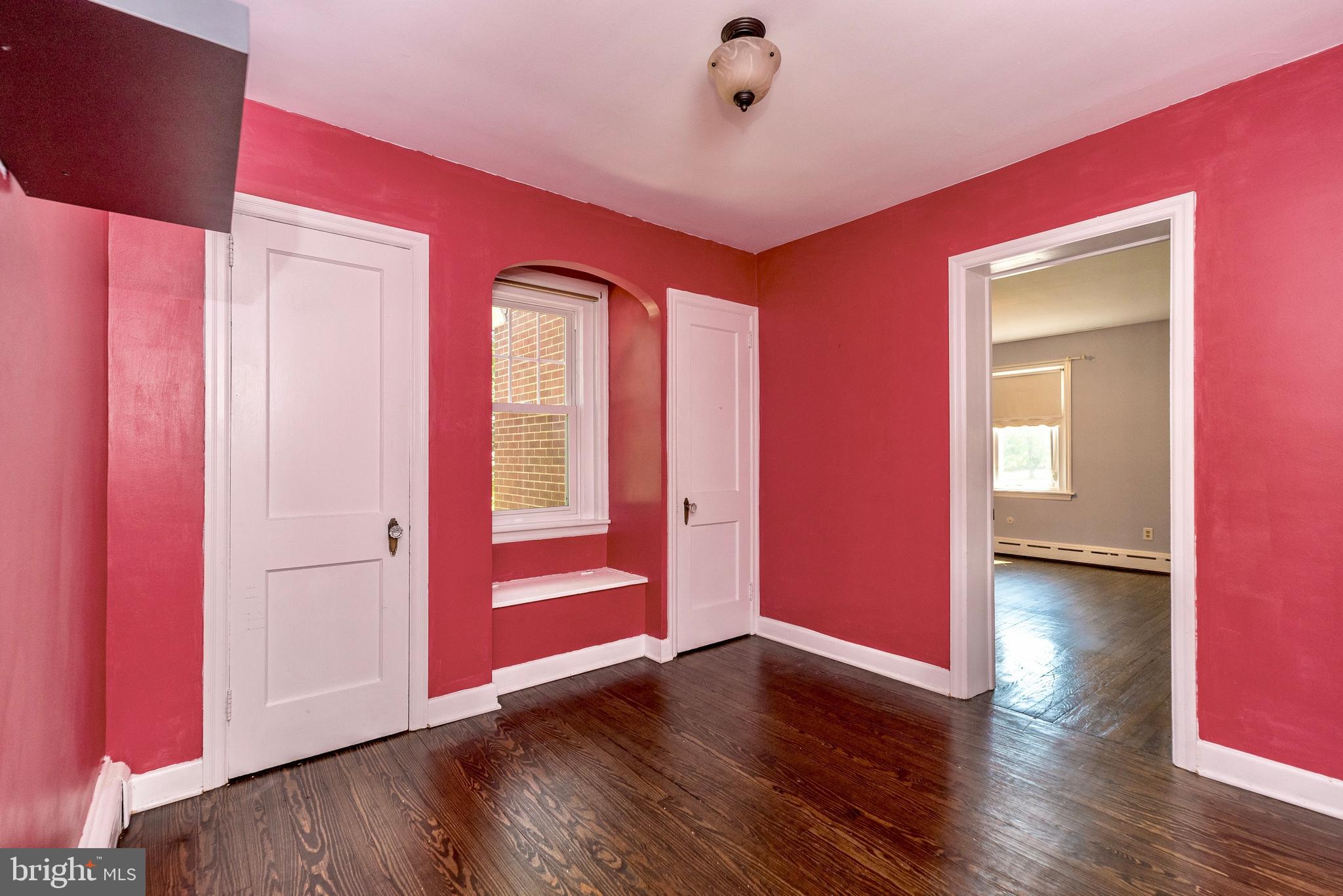 1931 East Orvilla Road Hatfield, PA 19440 - Photo 20 of 39 Dressing room / den in first floor bedroom