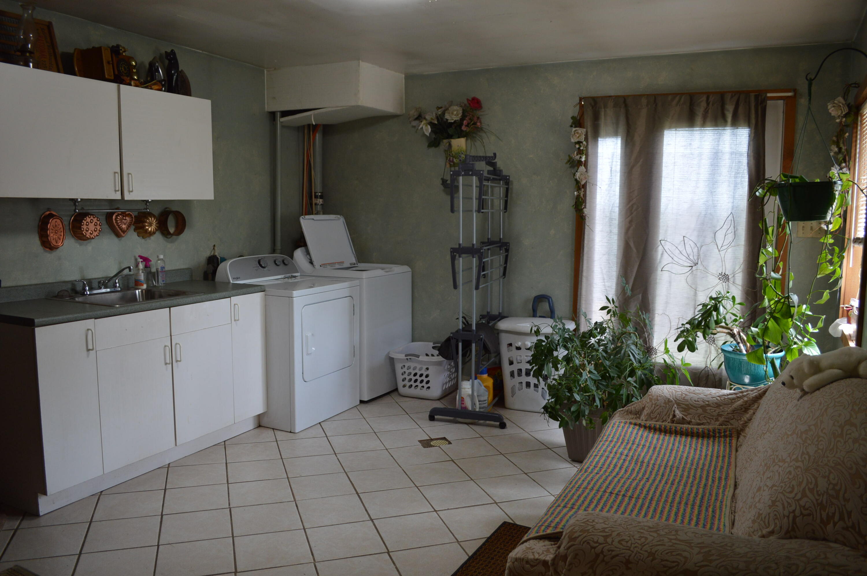 196 Aspen Road Madawaska, ME 04756 - Photo 41 of 47 Laundry Room addition