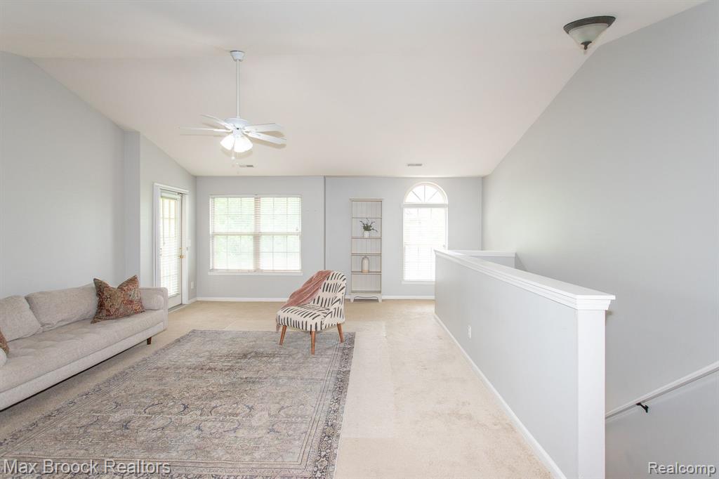 11732 Farmington Road Livonia, MI 48150 - Photo 5 of 37