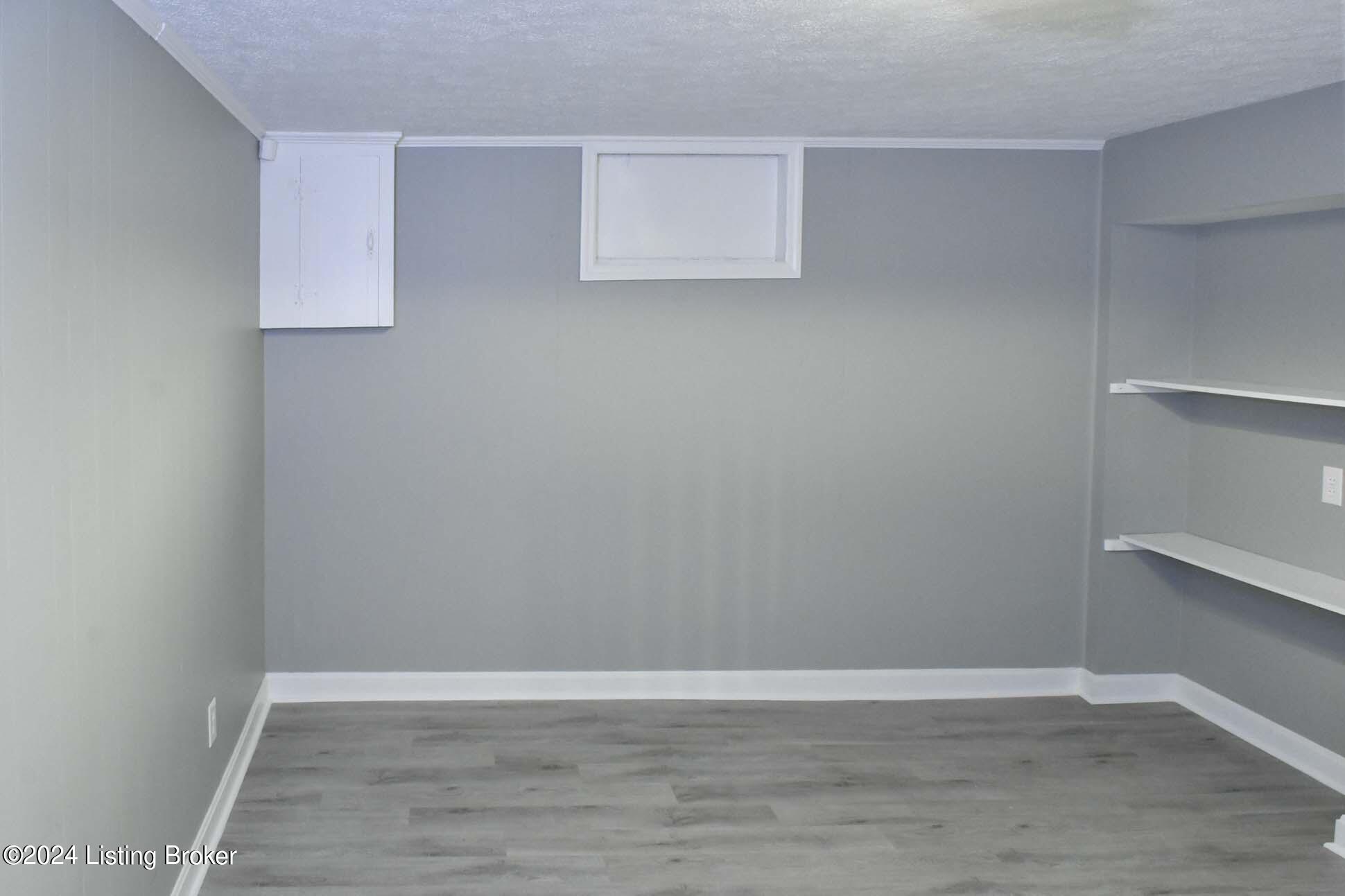 5016 Maryman Road Louisville, KY 40258 - Photo 26 of 38 MarymanRd_0024