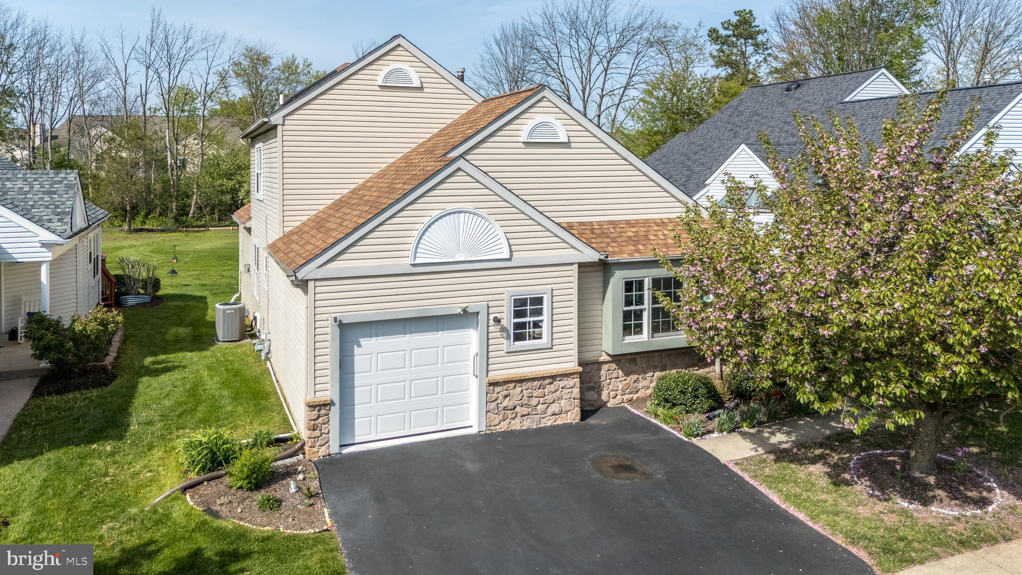 24 Longcross Road Royersford, PA 19468 - Photo 2 of 50 Gallery Image 2