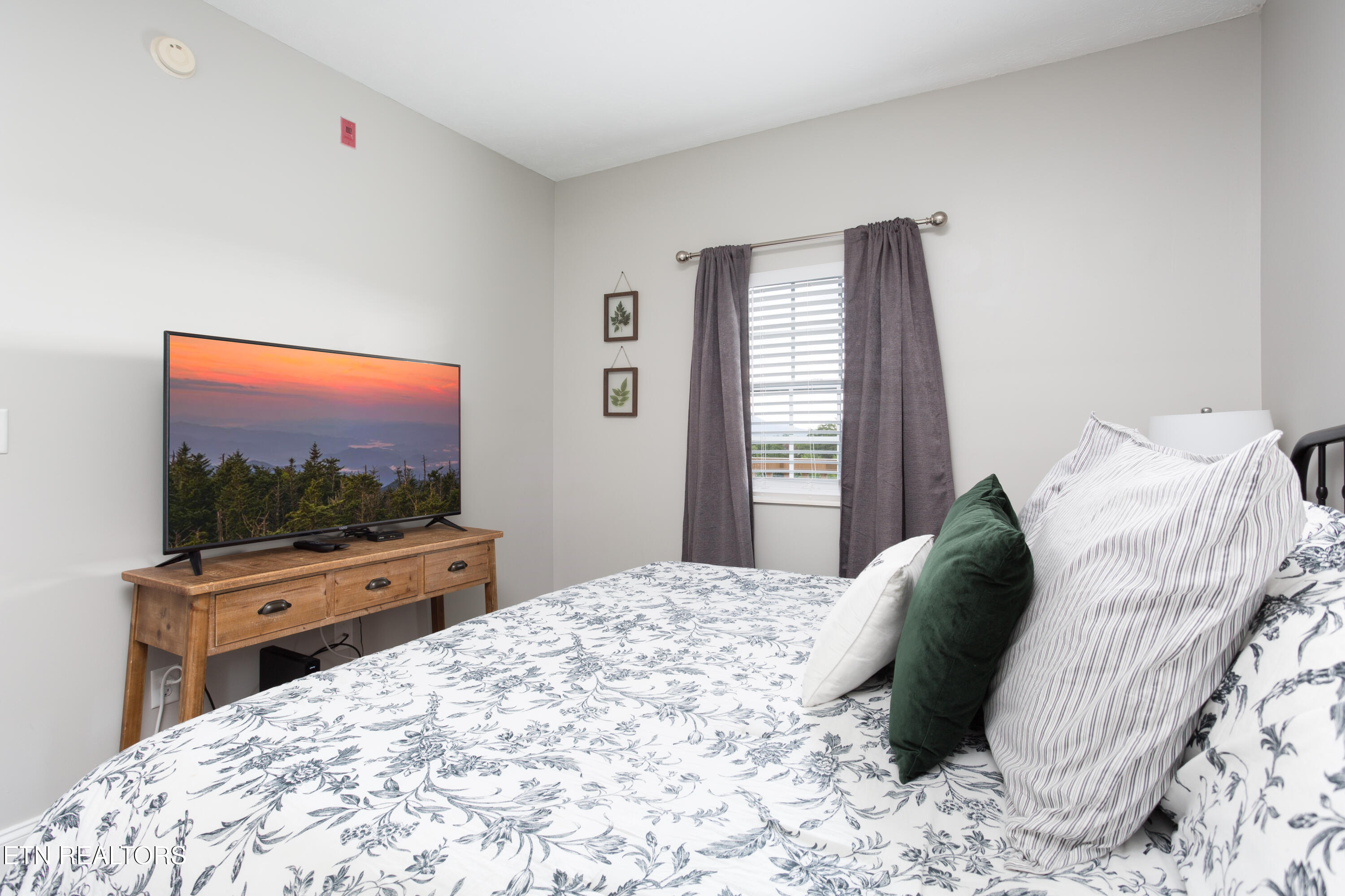 820 Golf View Boulevard, Unit 2504 Pigeon Forge, TN 37863 - Photo 14 of 25 3V8A7665-Edit