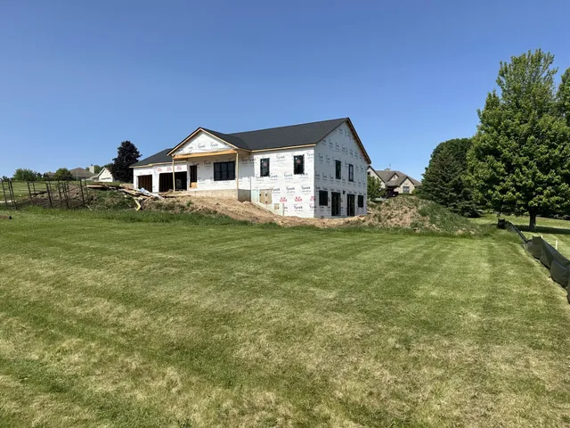 $725,000 | Lt40 Lakeshore Avenue, Sugar Creek, WI 53121