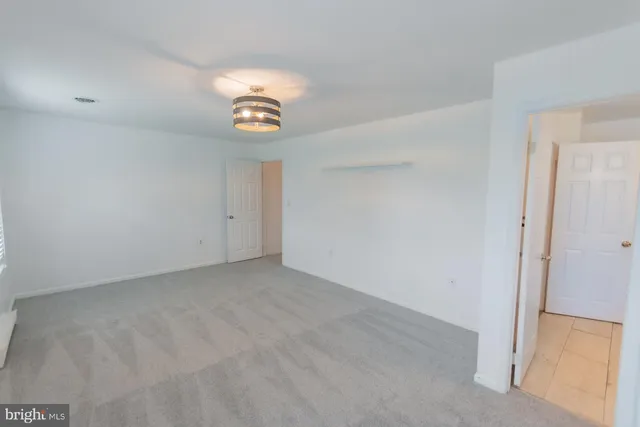 $1,900 | 28 Newington Court North, Charles Town, WV 25414