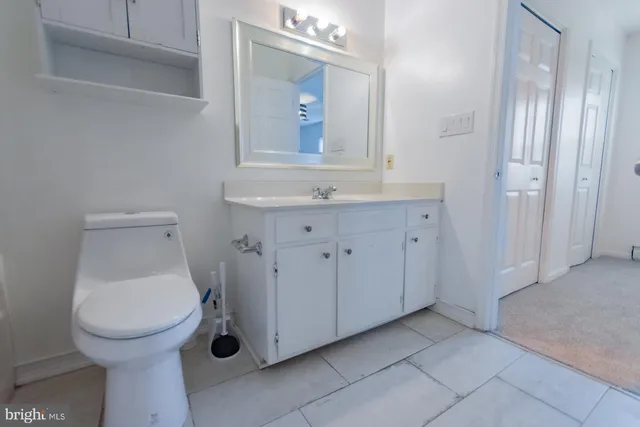 $1,900 | 28 Newington Court North, Charles Town, WV 25414