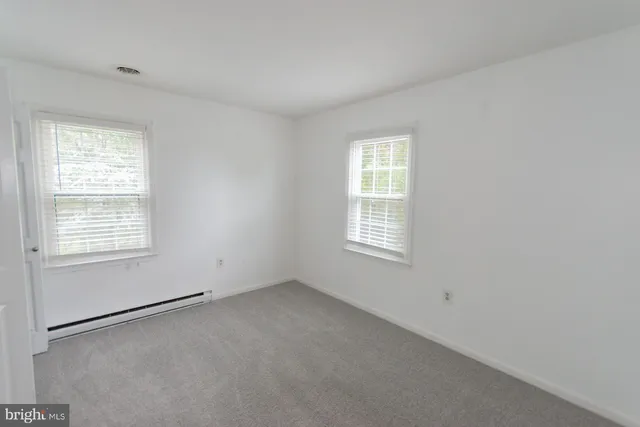 $1,900 | 28 Newington Court North, Charles Town, WV 25414