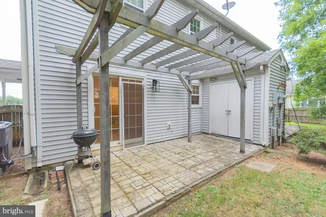 $1,900 | 28 Newington Court North, Charles Town, WV 25414