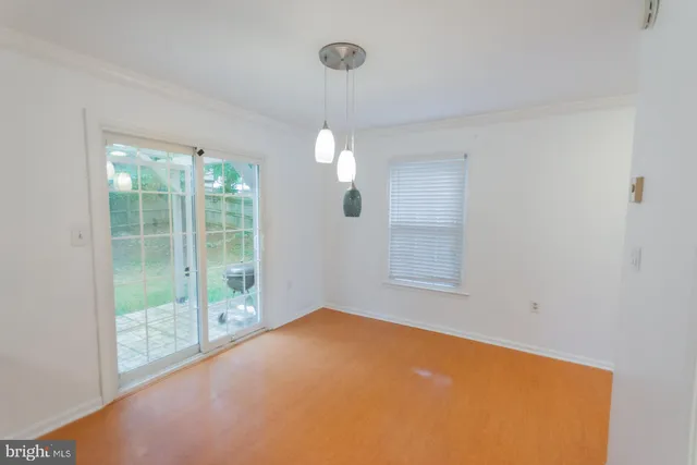 $1,900 | 28 Newington Court North, Charles Town, WV 25414