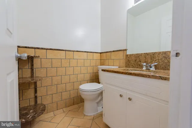 $1,900 | 28 Newington Court North, Charles Town, WV 25414