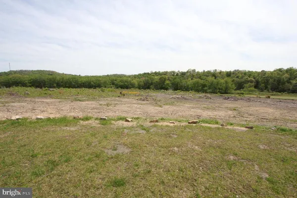 a view of lake view with mountain