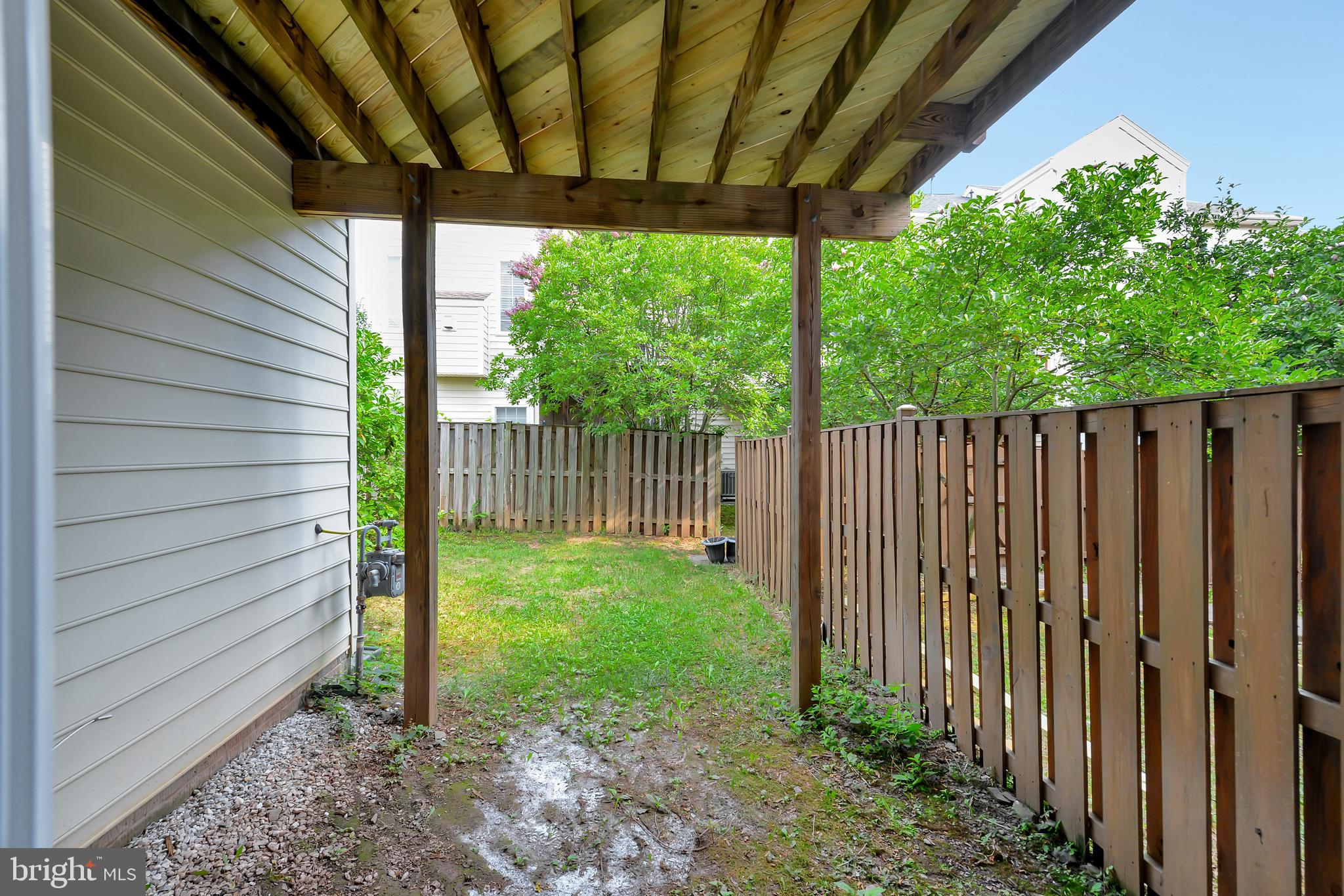 42704 Sandman Terrace South Riding, VA 20152 - Photo 39 of 47 Backyard