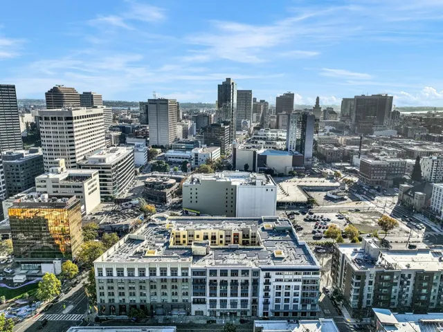 $599,000 | 438 West Grand Avenue, Unit 615, Oakland, CA 94612